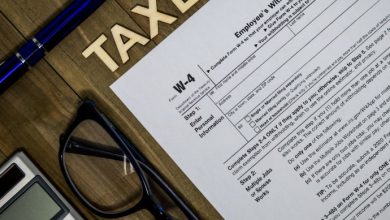 what does the term withholding mean in reference to your paycheck