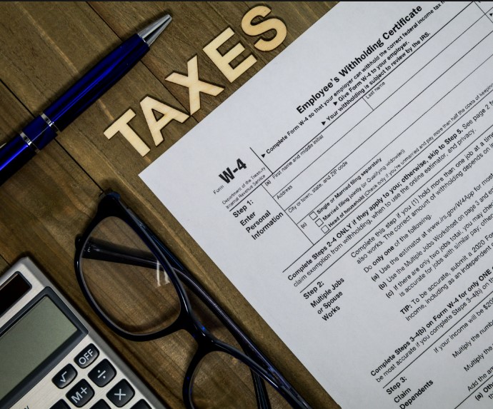 what does the term withholding mean in reference to your paycheck