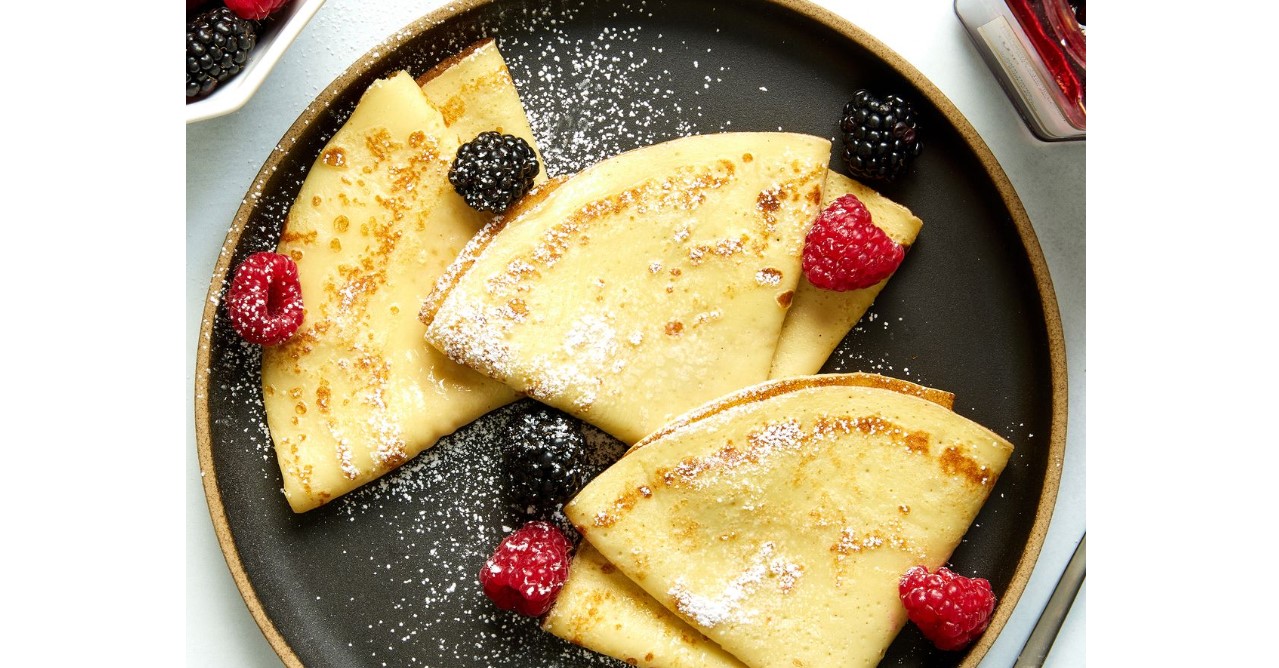 How to cook basic crêpes-travelswithworld
