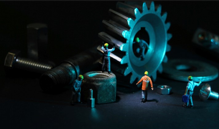 10 Best Practices for Maintaining Heavy Equipment sentigum.com