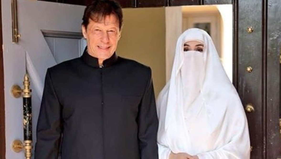من هي زوجة رئيس باكستان