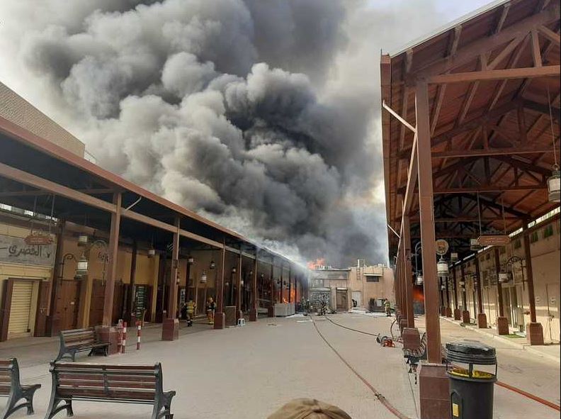 خسائر حريق سوق المباركية