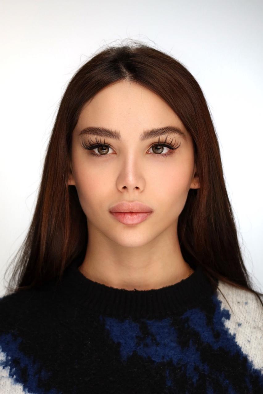 من هي نايا خوري ويكيبيديا